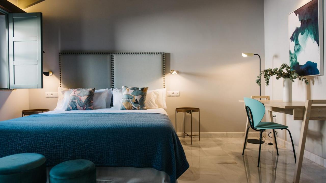 Rocio Suites Apartments Seville Exterior photo