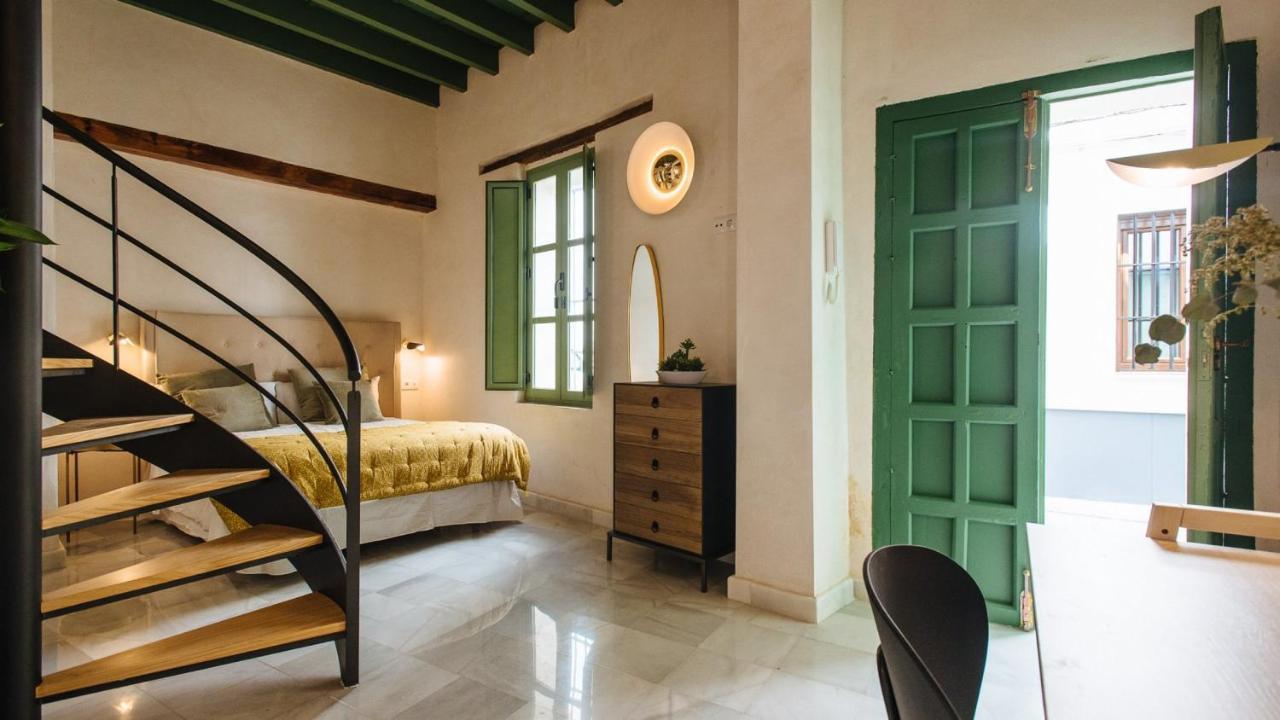 Rocio Suites Apartments Seville Exterior photo