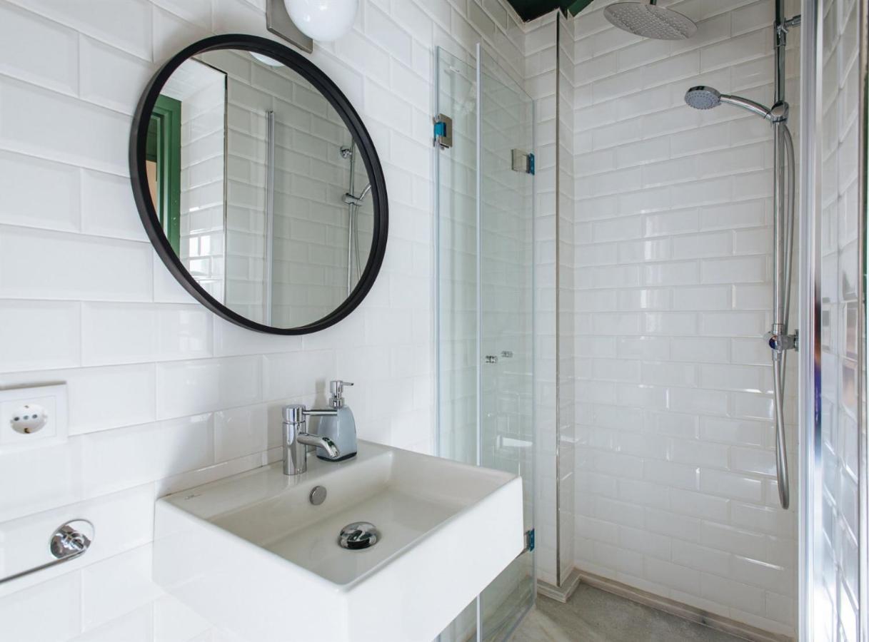 Rocio Suites Apartments Seville Room photo