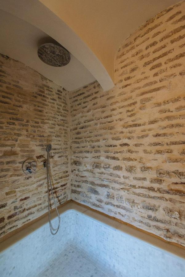 Rocio Suites Apartments Seville Exterior photo