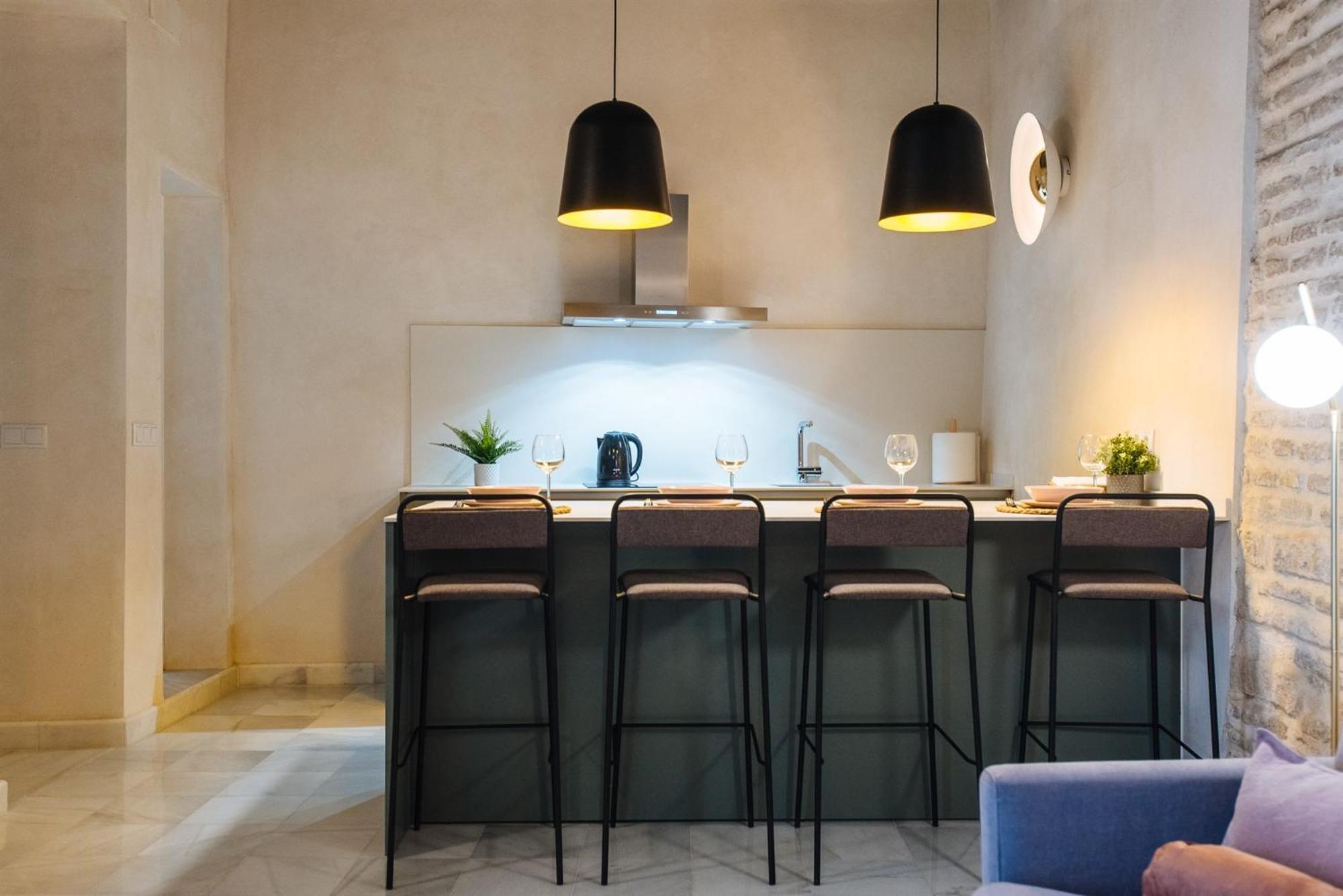 Rocio Suites Apartments Seville Room photo
