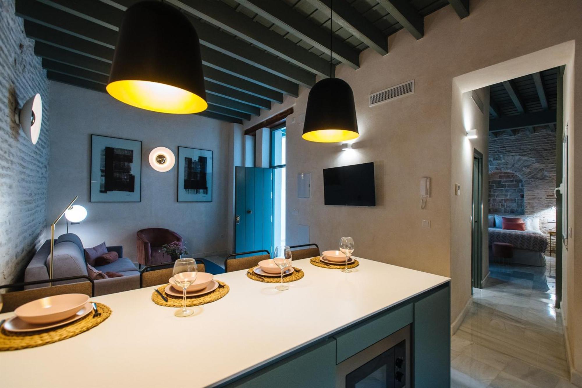 Rocio Suites Apartments Seville Room photo
